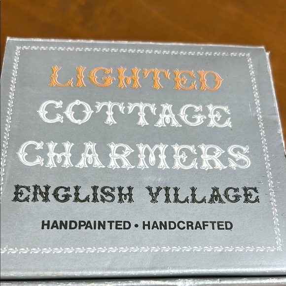 Lighted Cottage Charmers English Village Hand Painted Handcrafted original box - Picture 4 of 8